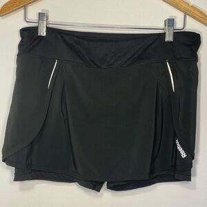 Reebok Skort Shorts Skirt LARGE Black Tennis Pickleball Stretch Reflective Trim